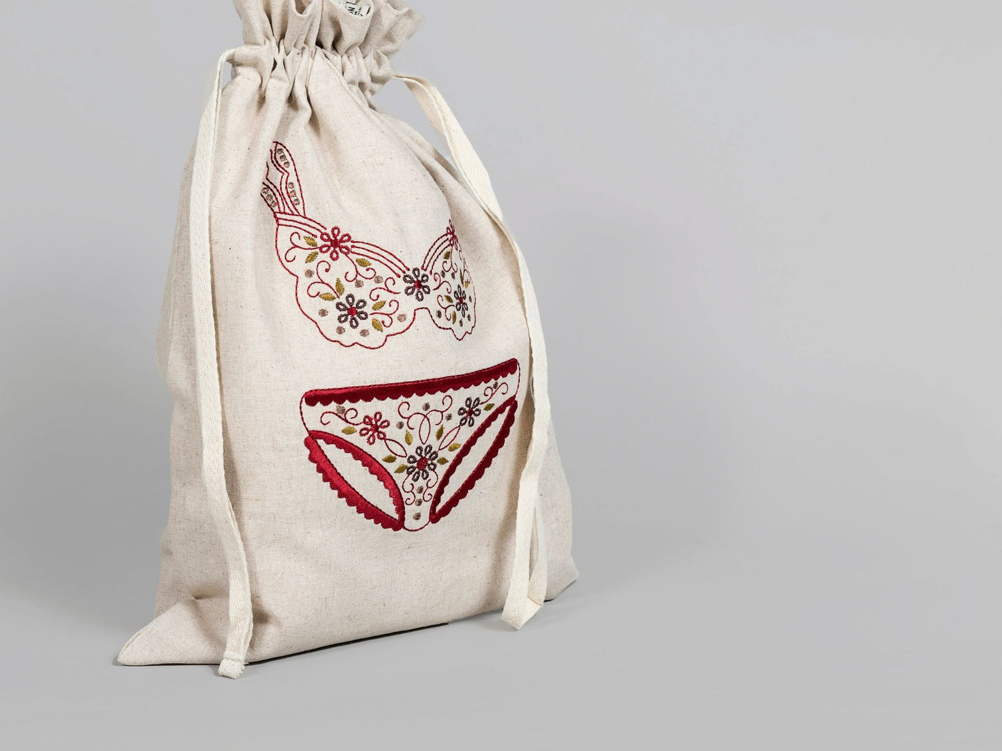 Linen Underwear Bag Ruby on Natural