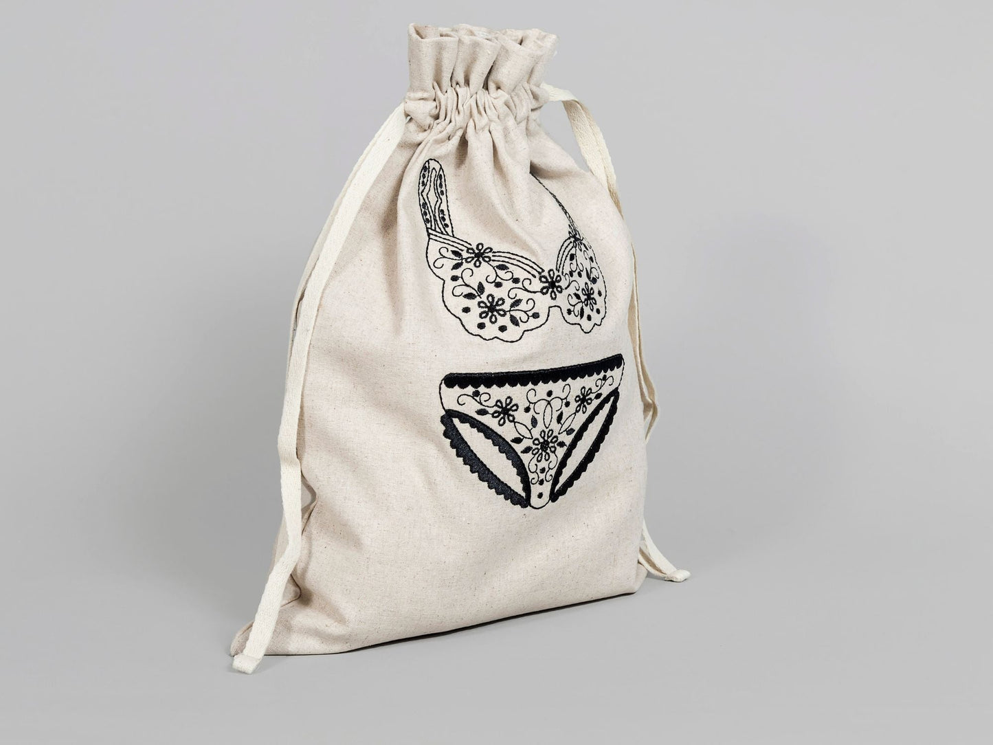 Linen Underwear Bag Black on Natural SALE