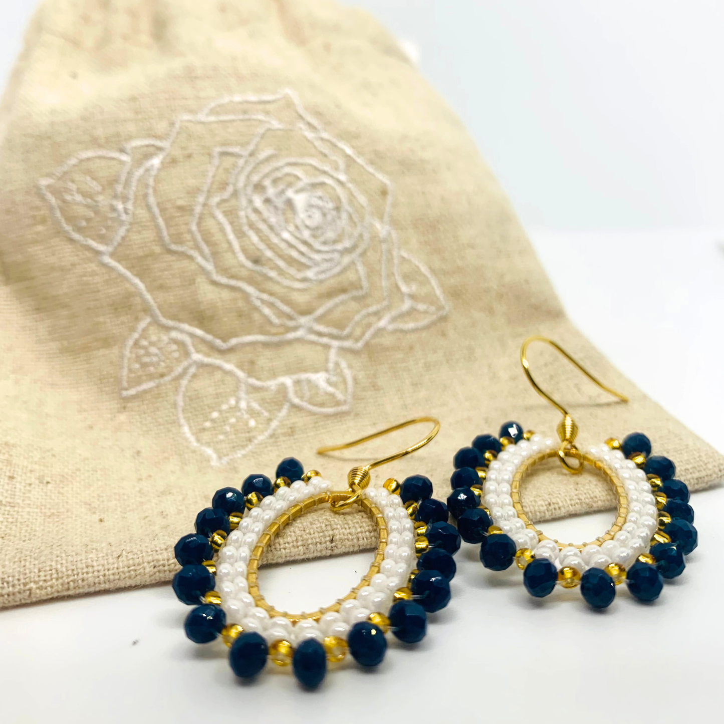 Flower Oval Midnight Blue