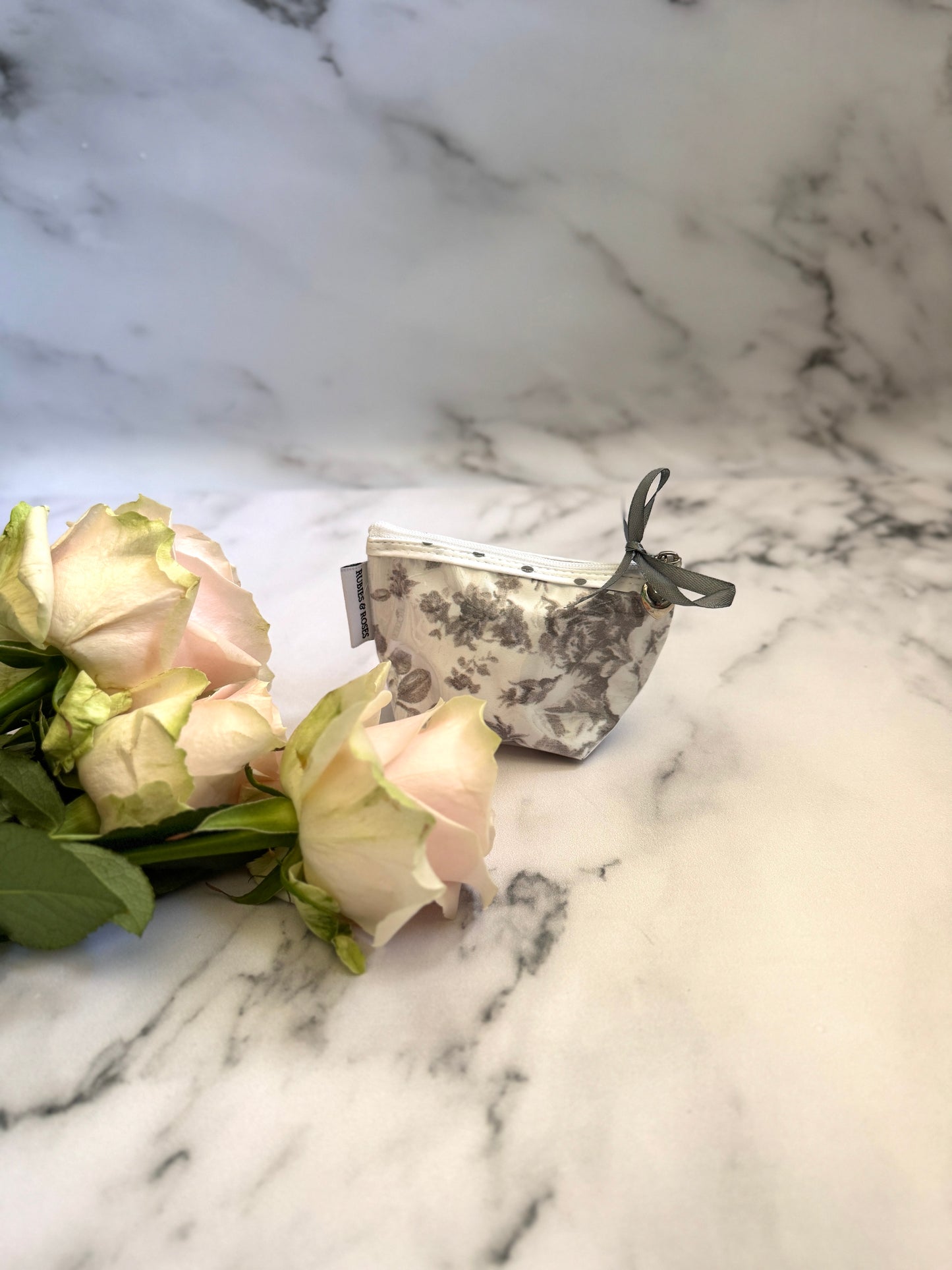Grey Rose X Small