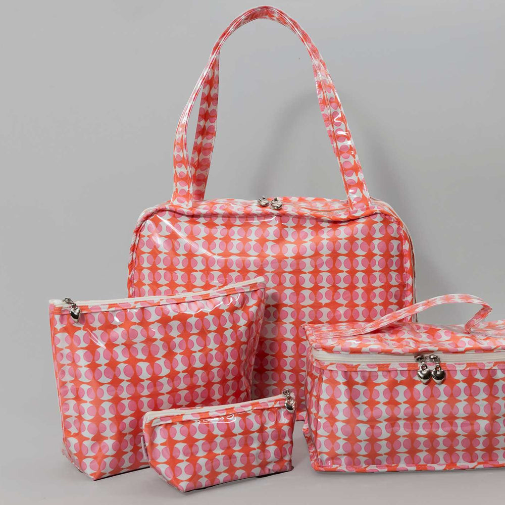 
                  
                    Retro Overnight bag
                  
                