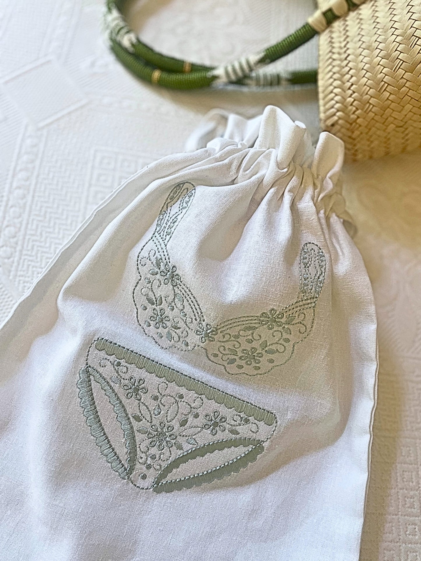 Linen Underwear Bag Mint on White